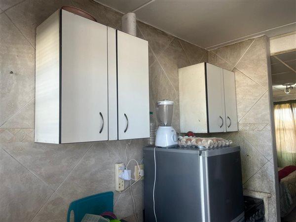 1 Bedroom Property for Sale in Richmond Estate Western Cape